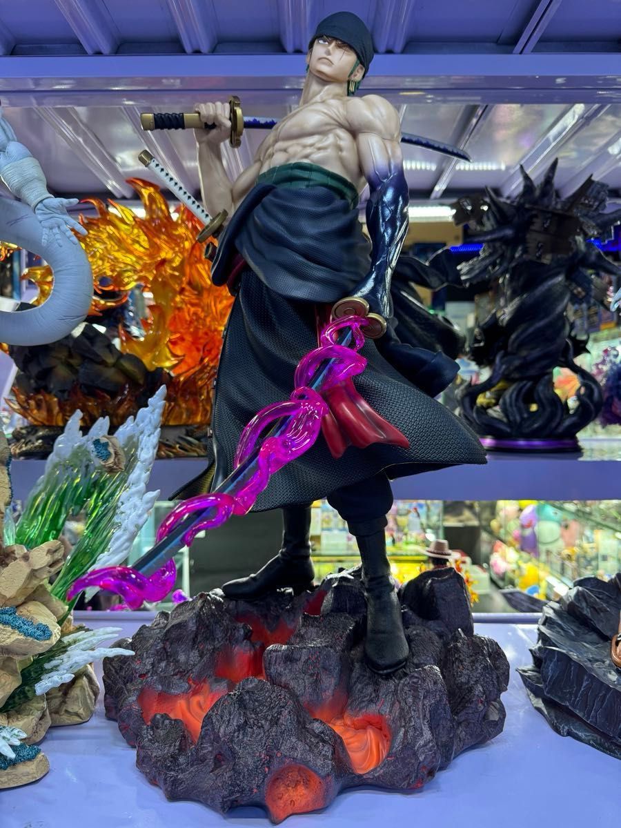 ワンピース】ゾロ 超特大71cm ガレージキットフィギュア ワンピース】ゾロ 超特大71cm ガレージキットフィギュア