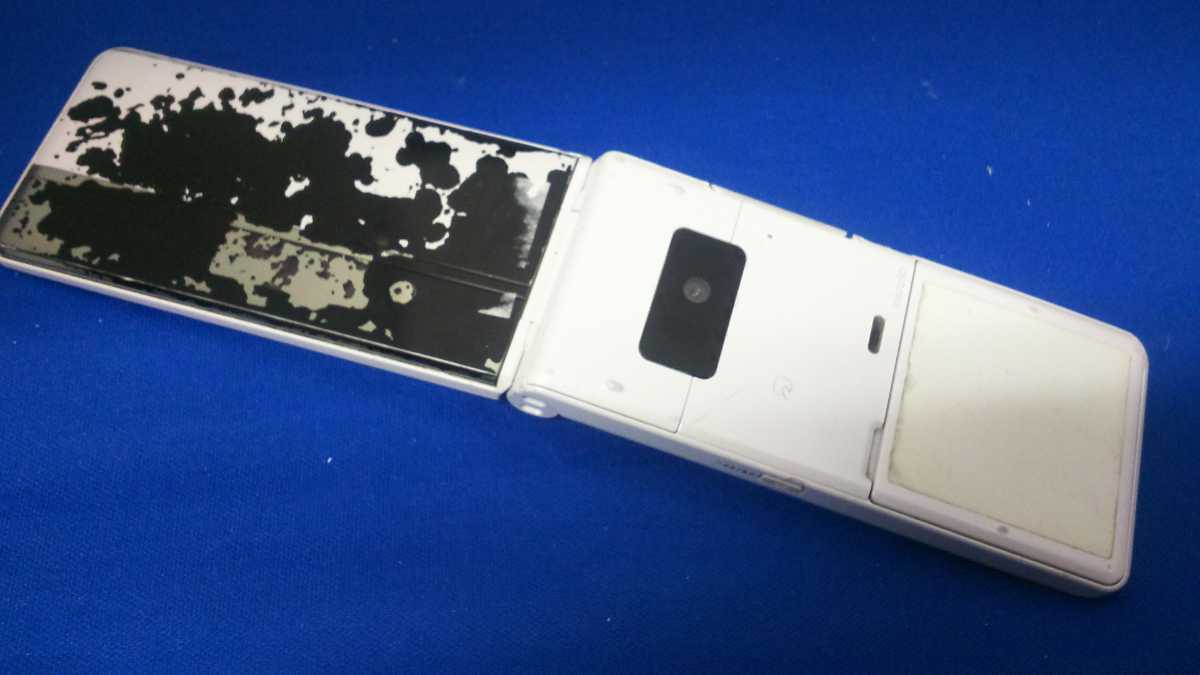 docomo FOMA P-01H #3 Panasonic ガラケー ケータイ 簡易動作確認＆簡易清掃&初期化OK 判定〇 _画像5