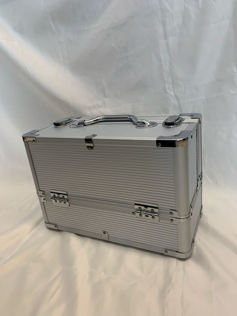格安SALEスタート! 化粧品収納ボックス コスメ収納 美品 コスメ