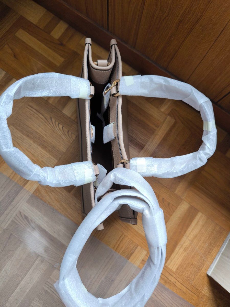 新品未使用】COACH コーチ 2wayショルダー C2004 福袋2025 新品未使用】COACH コーチ 2wayショルダー C2004 福袋2025