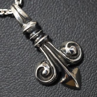 Silver925 シルバーネックレス 百合の紋章 ペンダント トップ 銀 Silver925 シルバーネックレス 百合の紋章 ペンダント トップ 銀