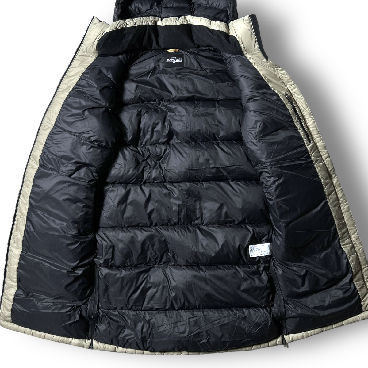 新品 mont-bell モンベル 定価4.4万 撥水防風 EXグースダウン 新品 mont-bell モンベル 定価4.4万 撥水防風 EXグースダウン