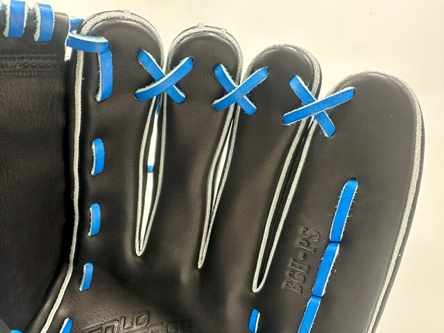 ダルビッシュ有 2018年 実使用 グローブ アシックス 型付き プロ ダルビッシュ有 2018年 実使用 グローブ アシックス 型付き プロ