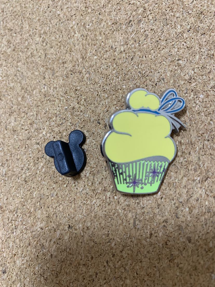 Disney Pin Badge Tinkerbell Peter Peter Cup Cake торт за рубеж