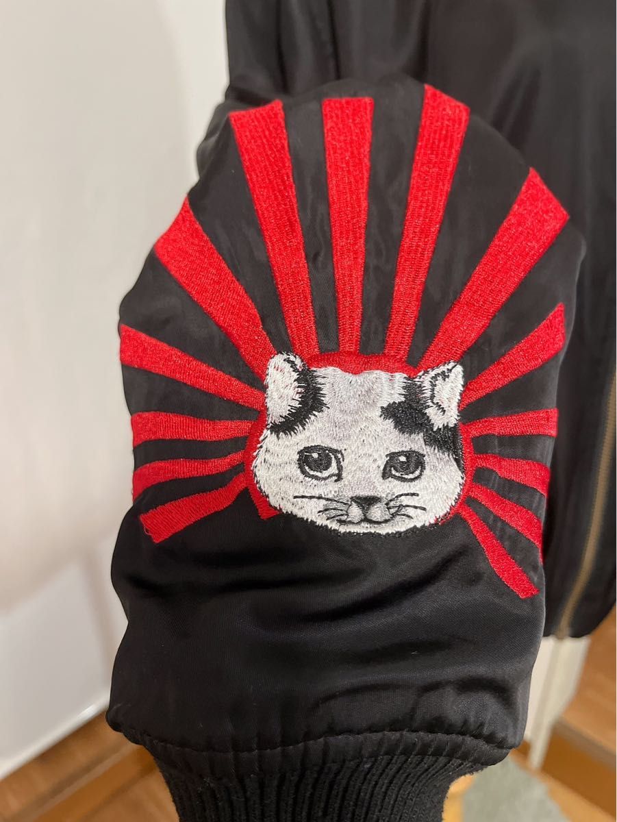 希少】Candy Stripper MA−1 ブルゾン アウター 刺繍 猫|Yahoo 希少】Candy Stripper MA−1 ブルゾン アウター 刺繍 猫|Yahoo