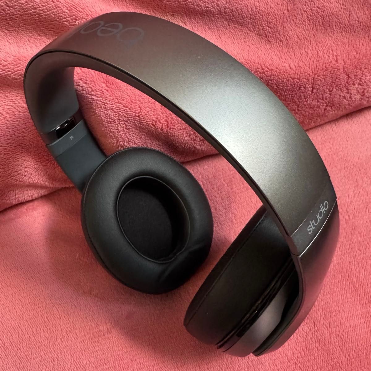 Beats by Dr Dre(ビーツ)StudioV2 TITANIUM BT OV STUDIO V2 TI Beats by Dr Dre(ビーツ)StudioV2 TITANIUM BT OV STUDIO V2 TI