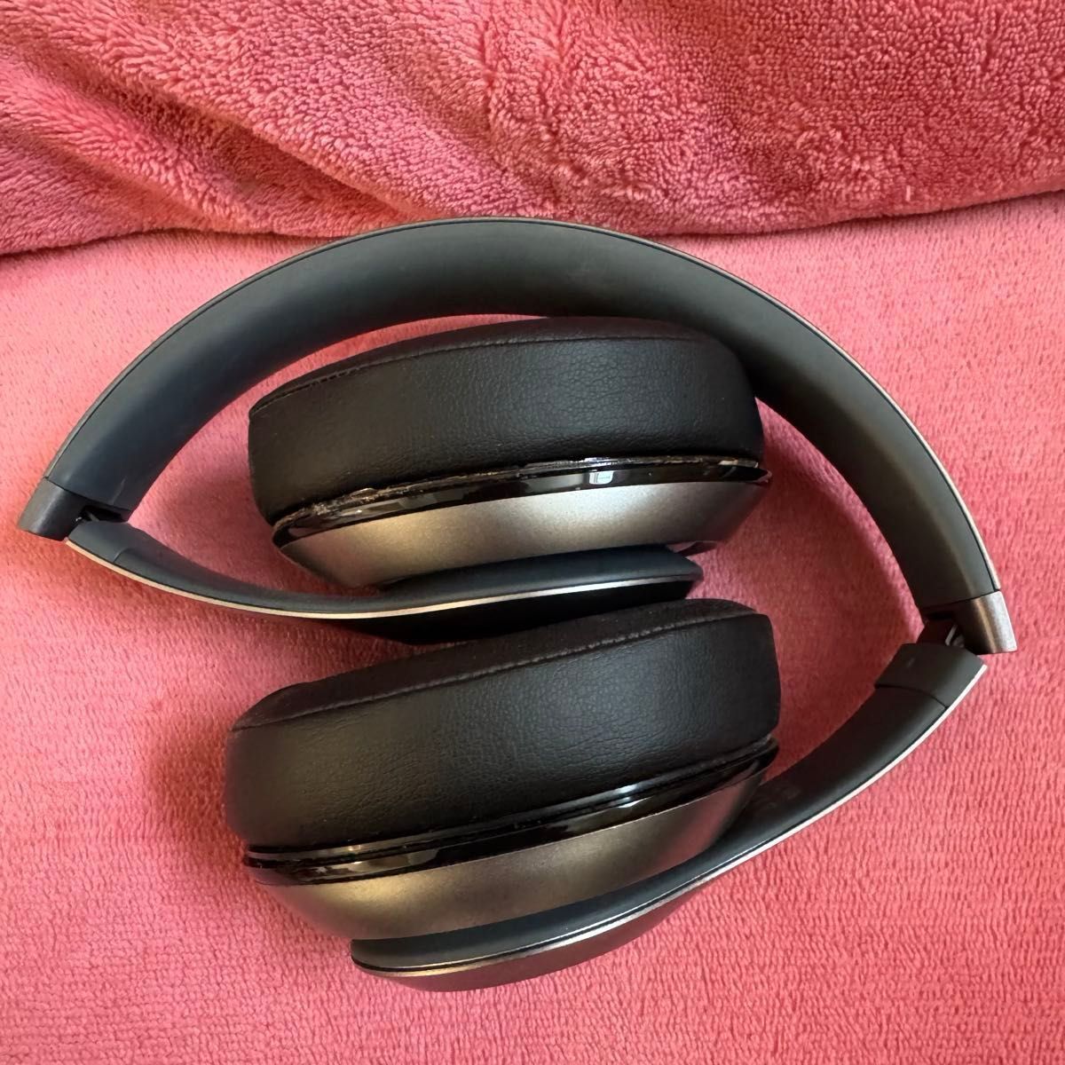 Beats by Dr Dre(ビーツ)StudioV2 TITANIUM BT OV STUDIO V2 TI Beats by Dr Dre(ビーツ)StudioV2 TITANIUM BT OV STUDIO V2 TI