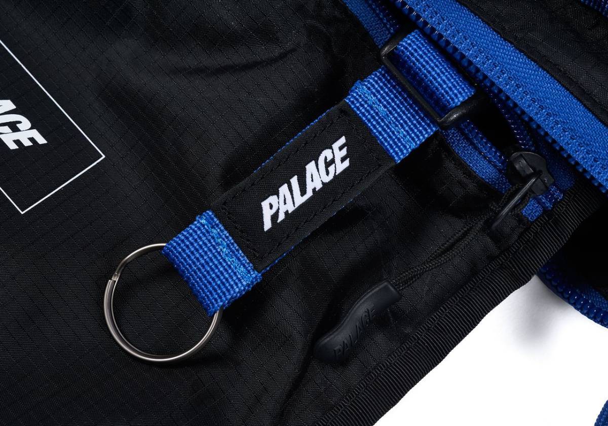 Palace Skateboards / 4-WAY PACKER BEET BLK