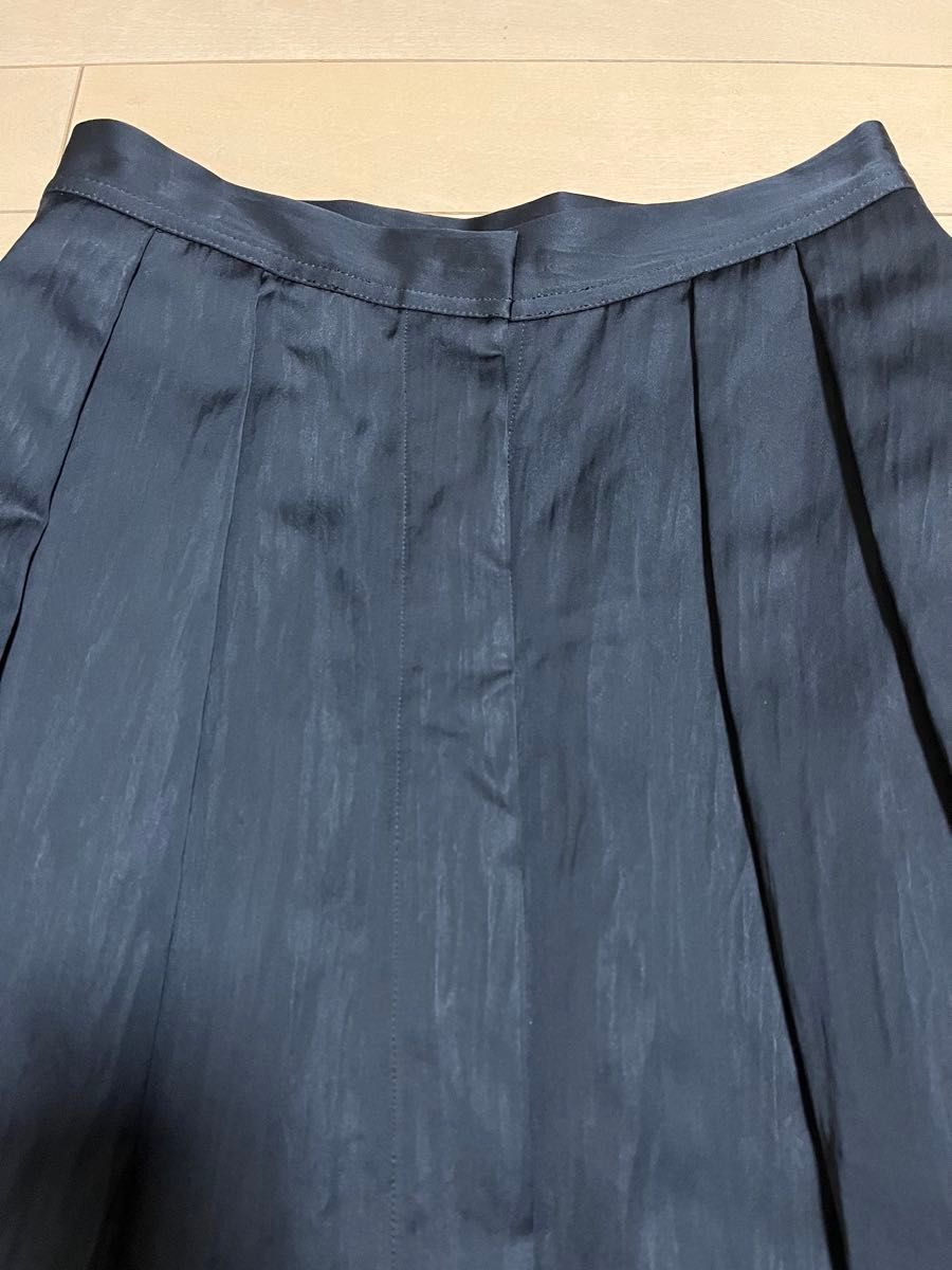 美品/Deuxieme Classe サテンボリュームスカート ブラック 美品/Deuxieme Classe サテンボリュームスカート ブラック
