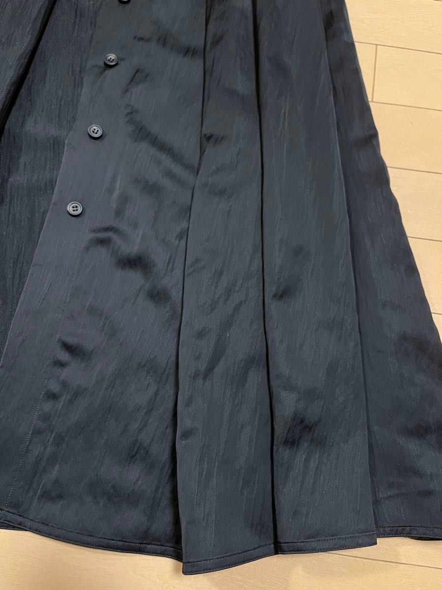 美品/Deuxieme Classe サテンボリュームスカート ブラック 美品/Deuxieme Classe サテンボリュームスカート ブラック