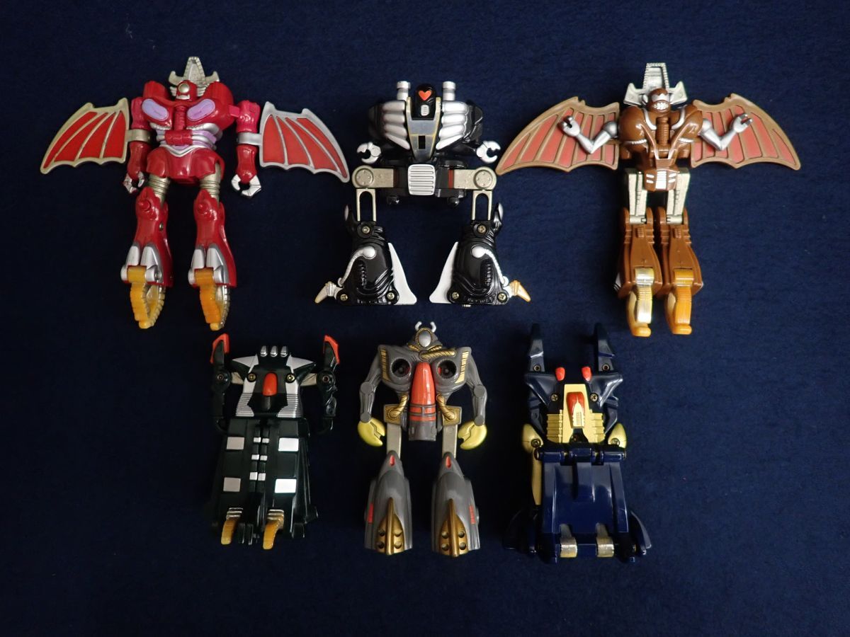 超合金】 BANDAI マシンロボ クロノスの大逆襲 邪悪六鬼合体獣 超合金】 BANDAI マシンロボ クロノスの大逆襲 邪悪六鬼合体獣