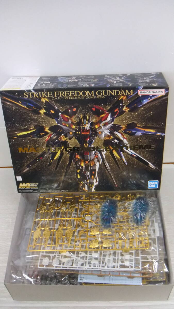 ◆◇MGEX 1/100 /ストライクフリーダムガンダム :玩k4313-100ネ◇◆