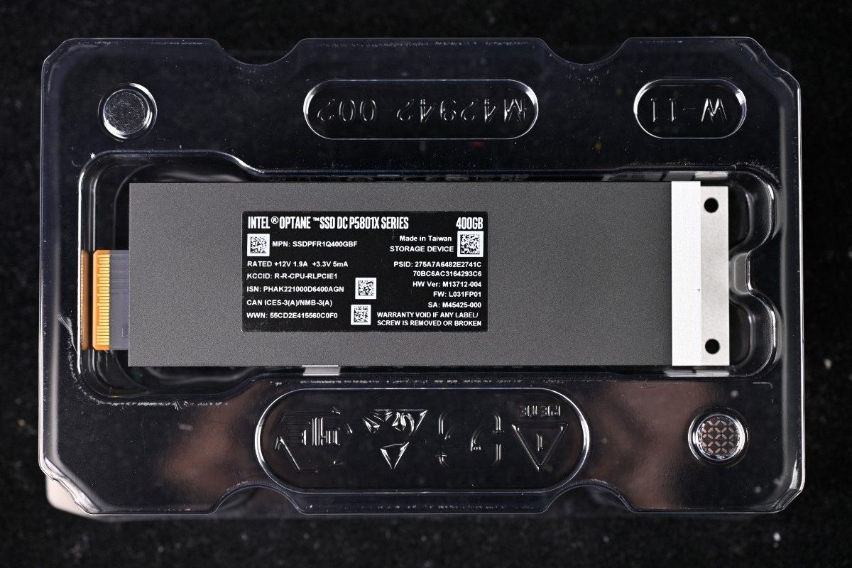 世界最高級のSSD 未開封 Intel Optane DC SSD P5801X 400GB + 世界最高級のSSD 未開封 Intel Optane DC SSD P5801X 400GB +