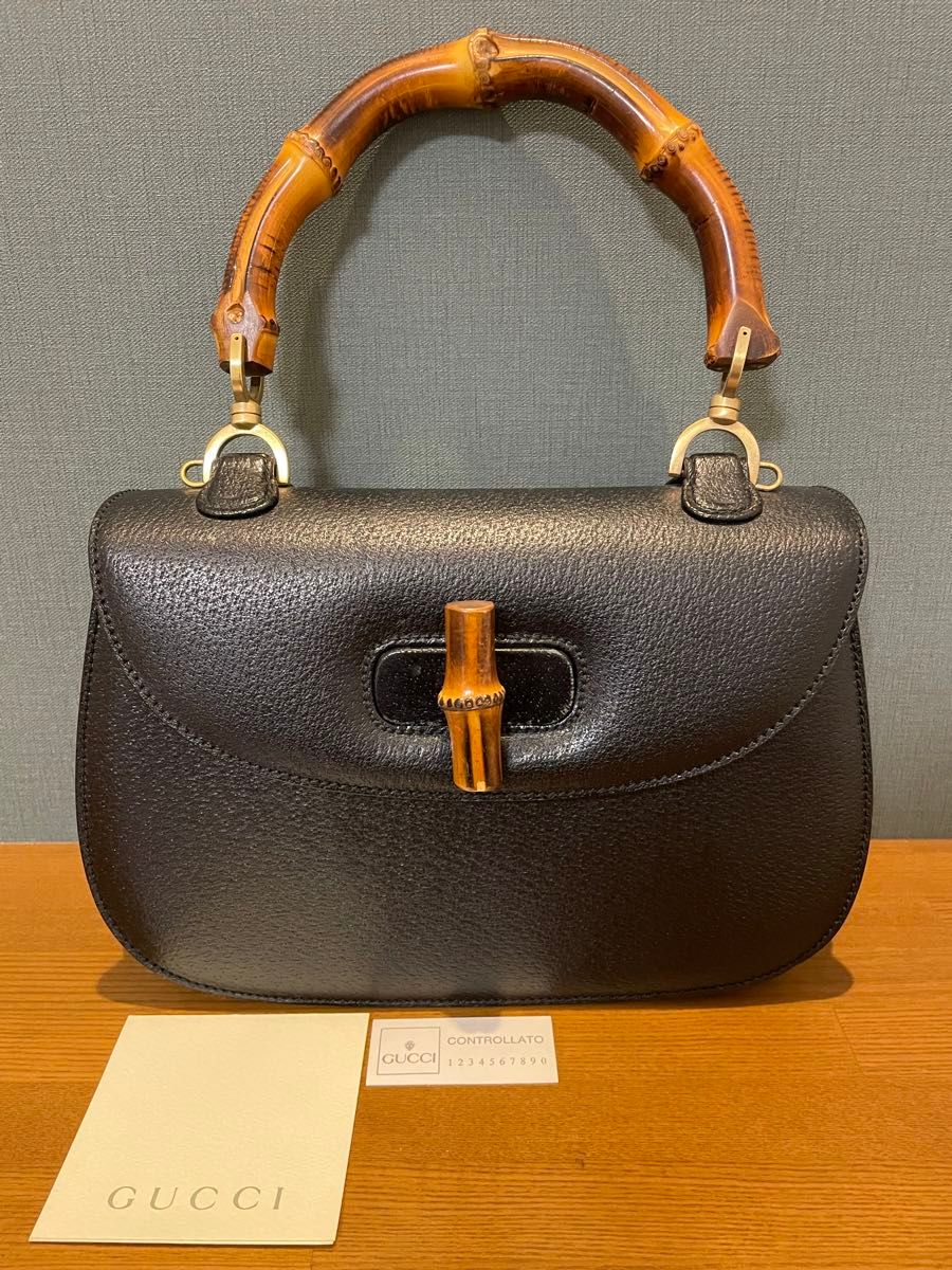 GUCCI グッチ バンブー ターンロック カーフ レザー GUCCI グッチ バンブー ターンロック カーフ レザー