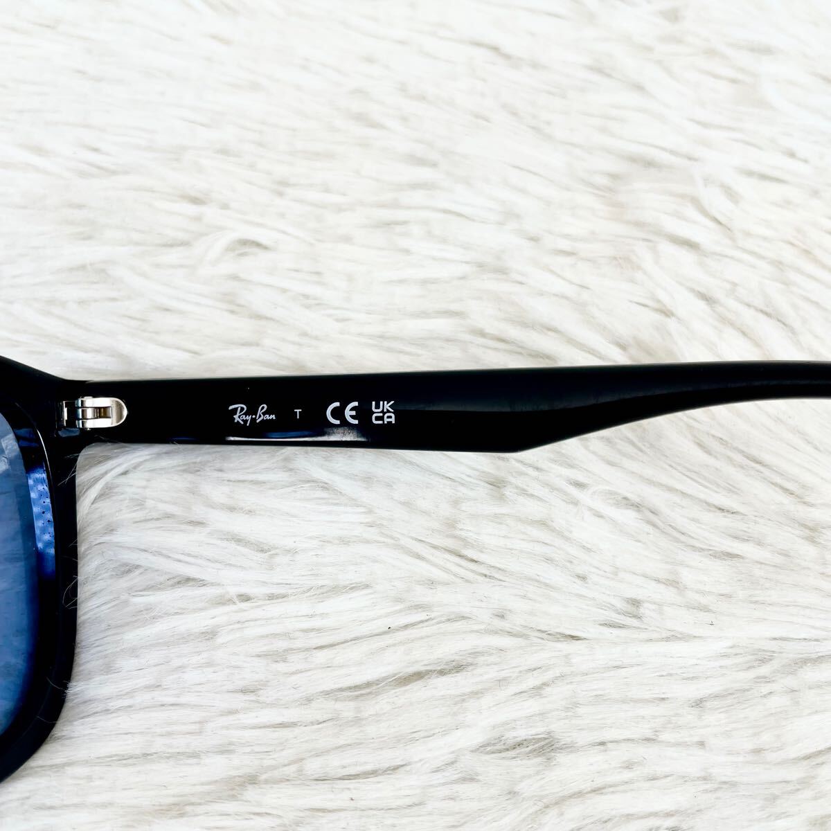 美品・希少モデル】Ray-Ban レイバン サングラス RB4392D ブルー 美品・希少モデル】Ray-Ban レイバン サングラス RB4392D ブルー
