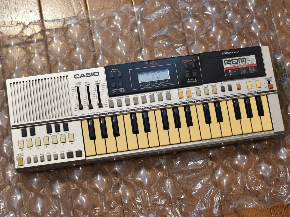 カシオ CASIO PT-50 1983年発表 ROMパックを採用した電子 カシオ CASIO PT-50 1983年発表 ROMパックを採用した電子