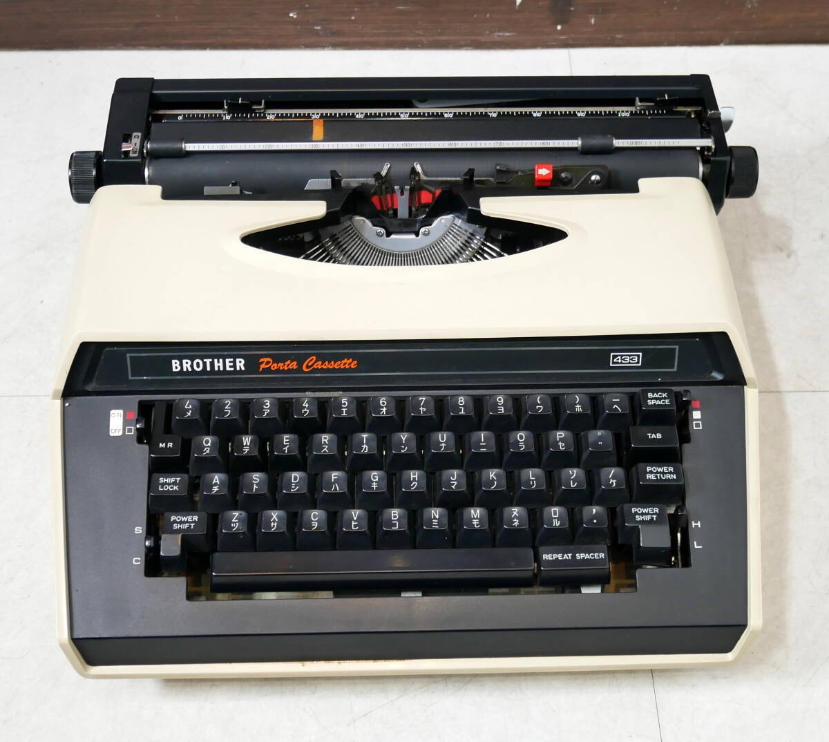ブラザー Brother タイプライター ビンテージ レトロ Yahoo!オークション - (R612-H290) 現状品 brother ブラザー