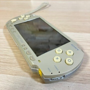 12125J4 美品 希少 PSP-1000 本体 シャンパンゴールド 12125J4 美品 希少 PSP-1000 本体 シャンパンゴールド