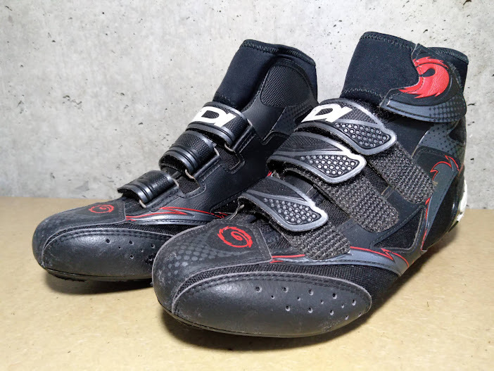 CRONO CR1 サイズ41 賑々しい オールブラック カーボンソール CRONO CR1 サイズ41 賑々しい オールブラック カーボンソール
