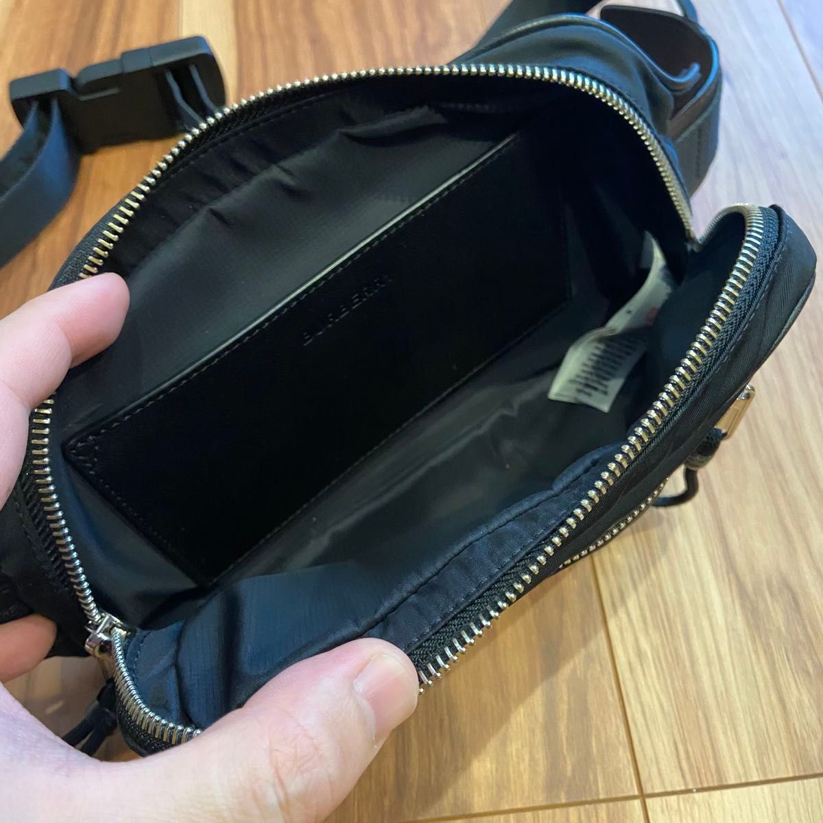 極美品 バーバリー BURBERRY 8021089 ナイロン ウエストバッグ 極美品 バーバリー BURBERRY 8021089 ナイロン ウエストバッグ