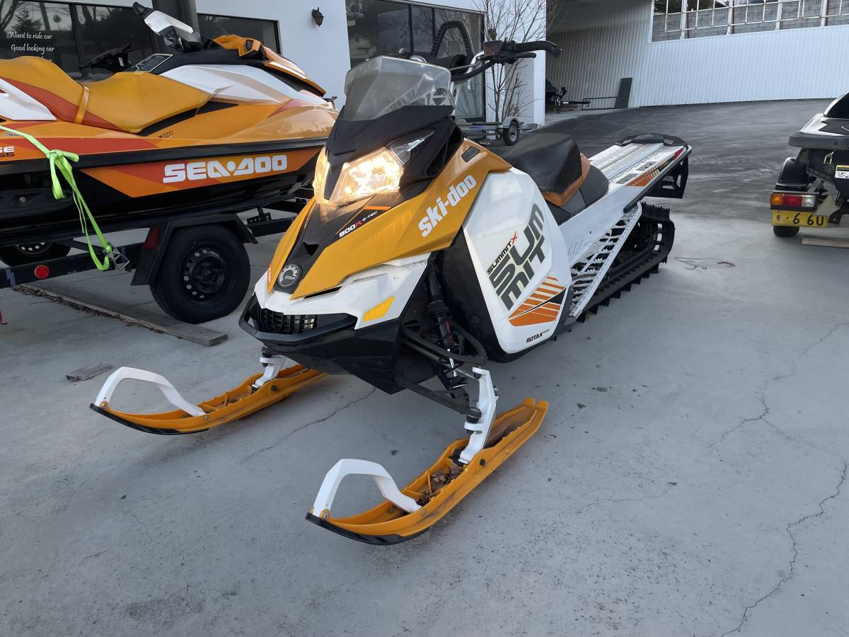 Yahoo!オークション - 走行少/2017モデル ski-doo SUMMIT X 174 Yahoo!オークション - 走行少/2017モデル ski-doo SUMMIT X 174