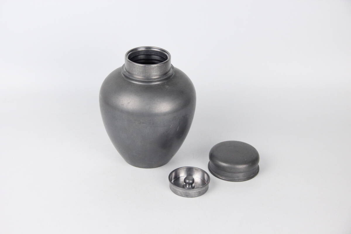 古錫 御錫屋天下一美作守造 大茶壷 重さ約1363.1g 茶心壷 高さ18 N11-20(錫製)|売買されたオークション情報、Yahoo!オークション(旧ヤフオク!) の商品情報をアーカイブ公開 - オークファン(aucfan.com) 古錫 御錫屋天下一美作守造 大茶壷 重さ約1363.1g 茶心壷 高さ18 N11-20(錫製)|売買されたオークション情報、Yahoo!オークション(旧ヤフオク!) の商品情報をアーカイブ公開 - オークファン(aucfan.com)