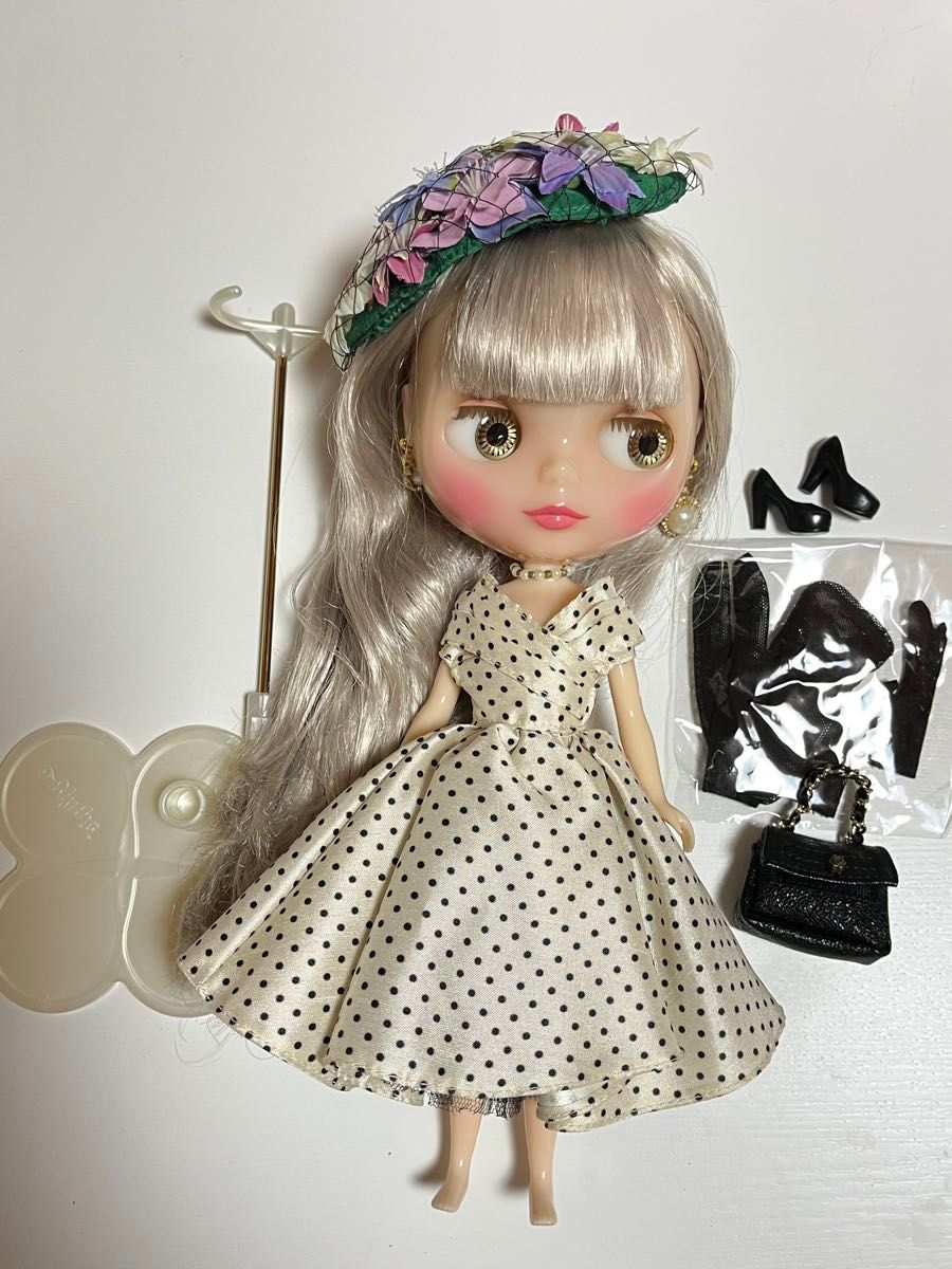リーディングレディルーシー ブライス ネオブライス Blythe リーディングレディルーシー ブライス ネオブライス Blythe