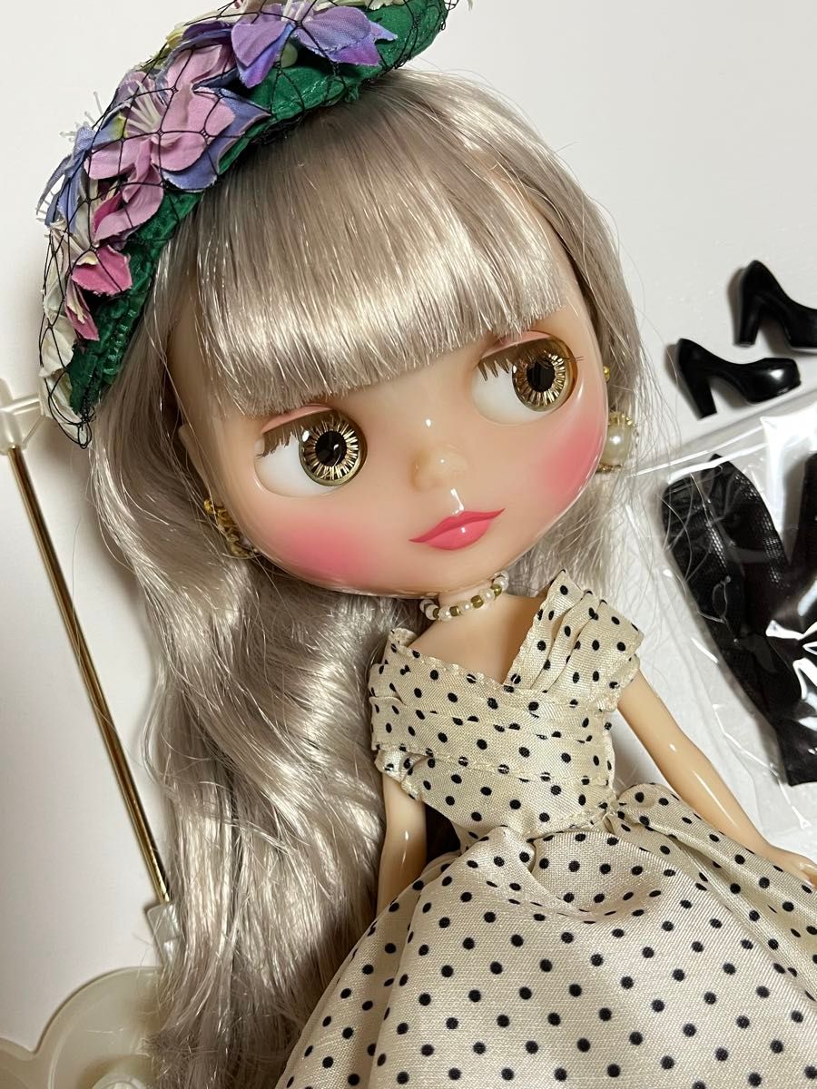 リーディングレディルーシー ブライス ネオブライス Blythe リーディングレディルーシー ブライス ネオブライス Blythe