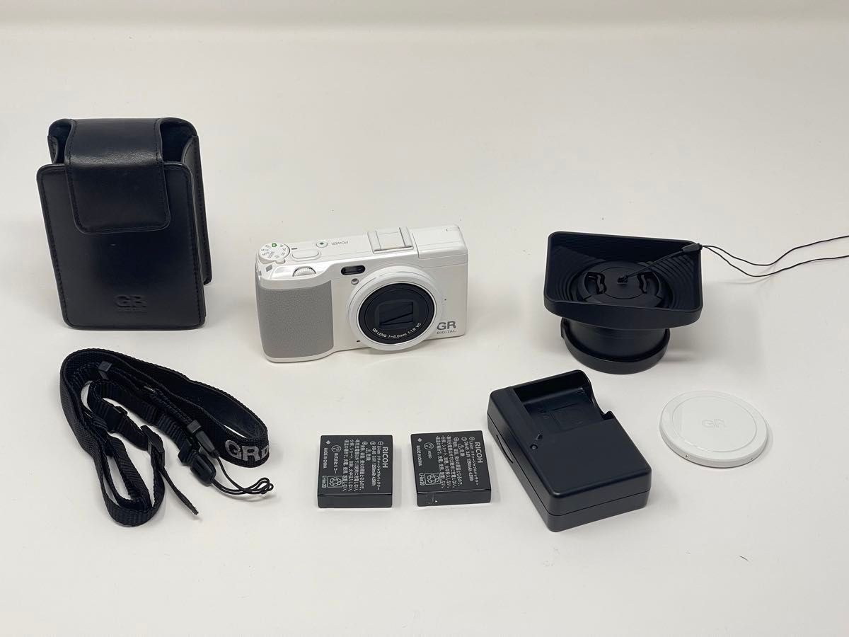 RICOH GR DIGITAL IV WHITE ホワイトエディション限定カラー RICOH GR DIGITAL IV WHITE ホワイトエディション限定カラー