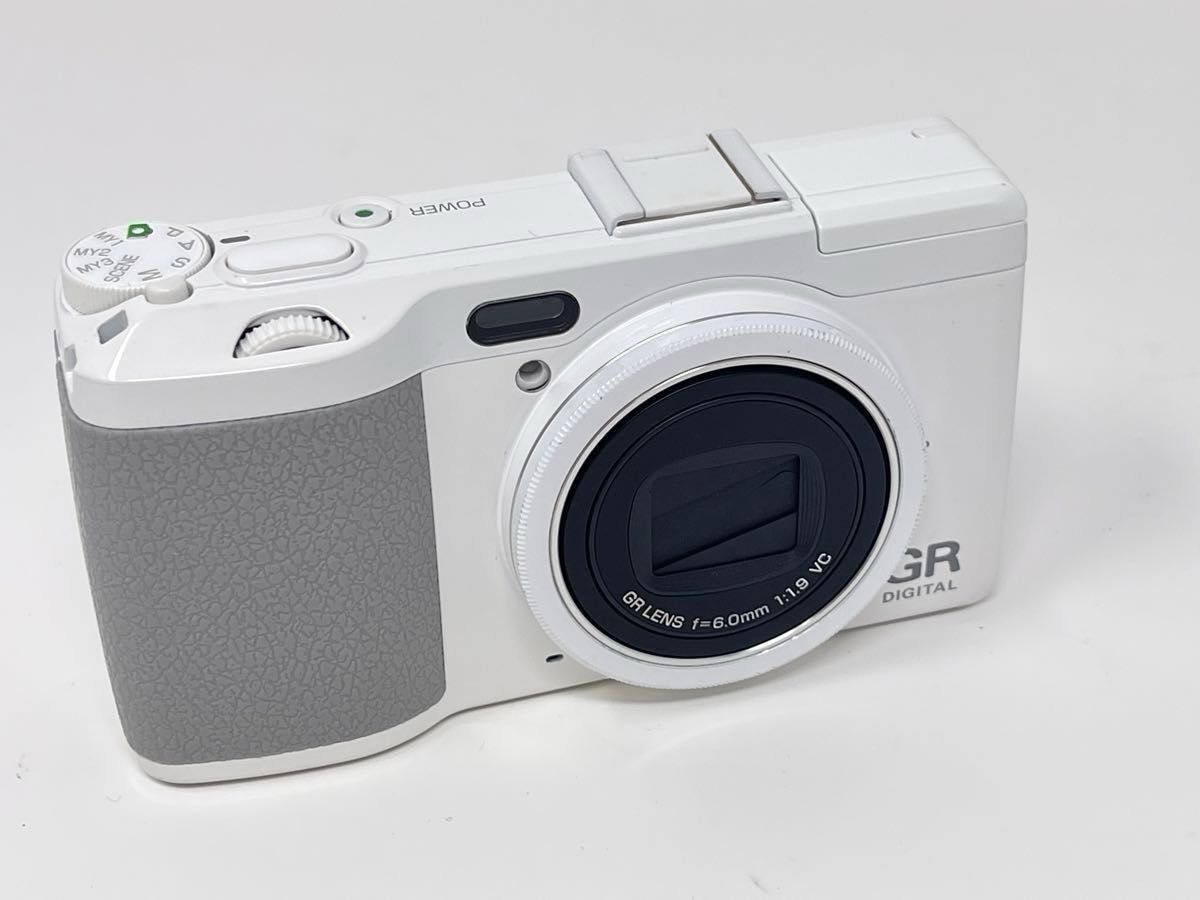 RICOH GR DIGITAL IV WHITE ホワイトエディション限定カラー RICOH GR DIGITAL IV WHITE ホワイトエディション限定カラー