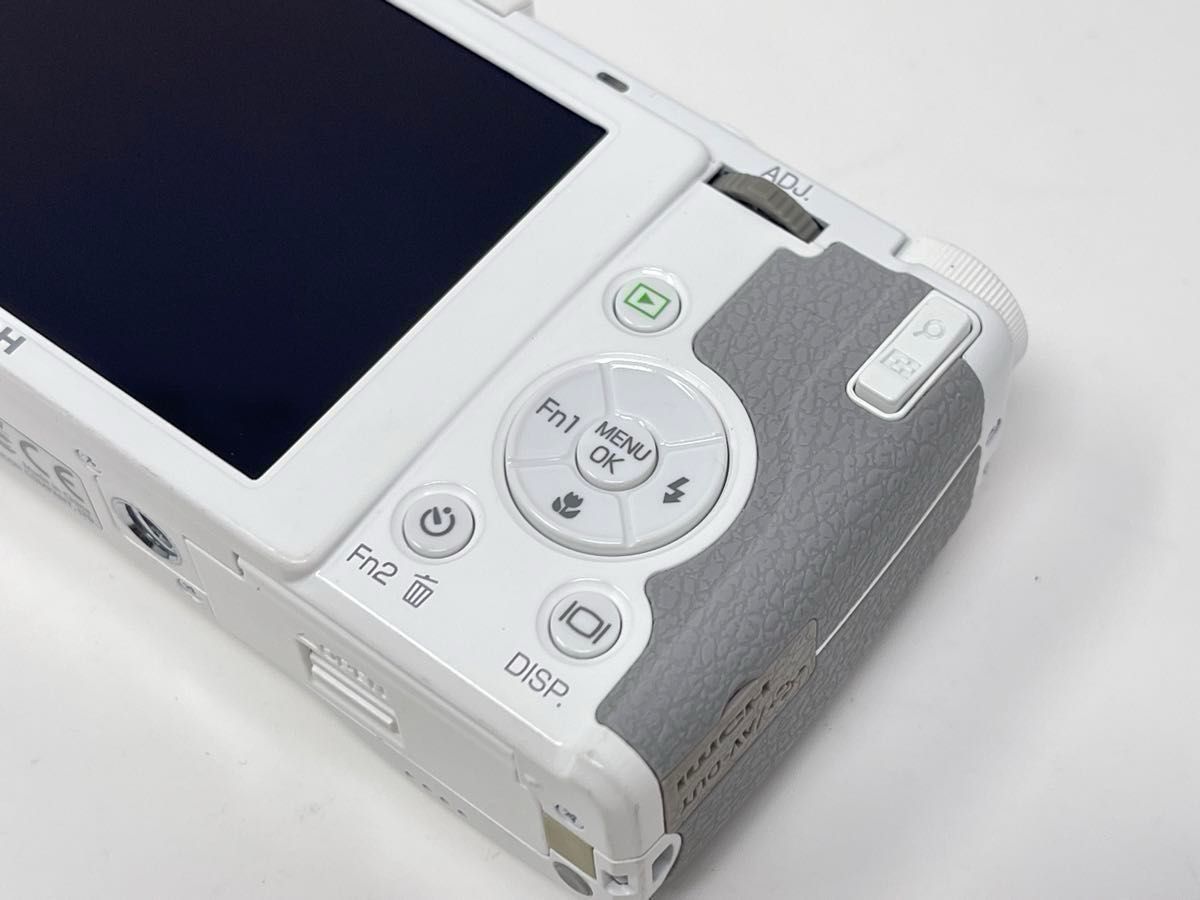 RICOH GR DIGITAL IV WHITE ホワイトエディション限定カラー RICOH GR DIGITAL IV WHITE ホワイトエディション限定カラー