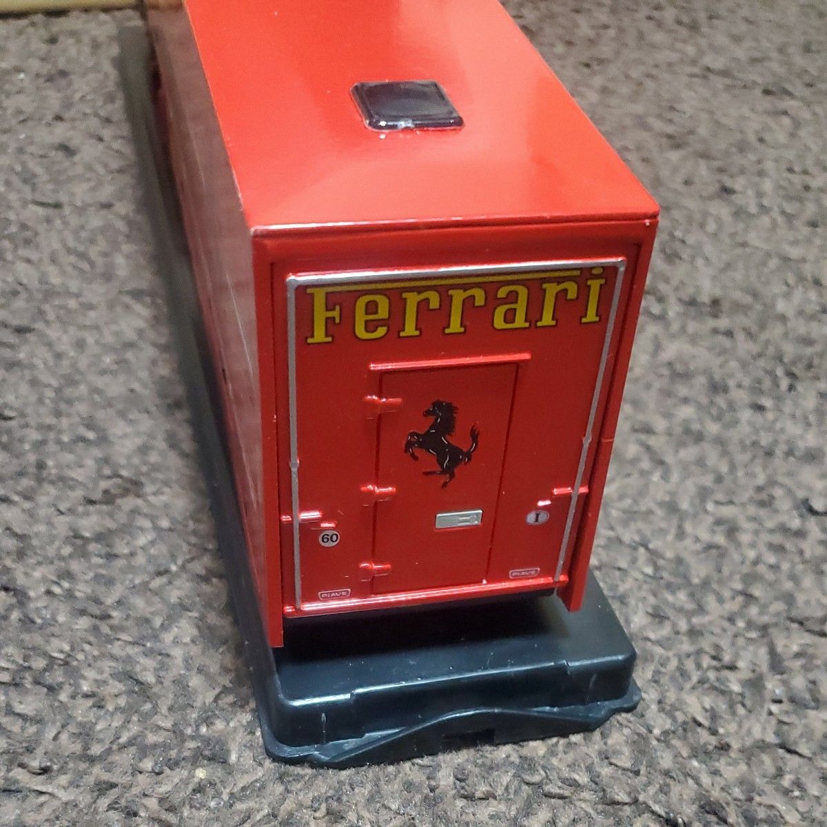 1/43チームフェラーリトレーラー レア物 イタリア製 フェラーリ トレーラー トラック 1/43 トランス