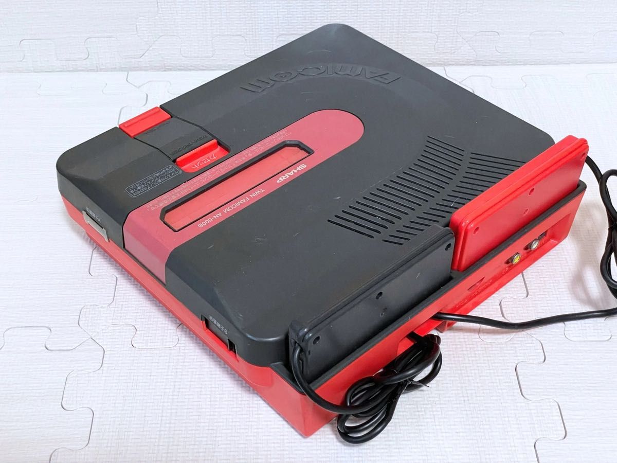 超希少 コレクター必見】Nintendoロゴ初期型ツインファミコン 超希少 コレクター必見】Nintendoロゴ初期型ツインファミコン
