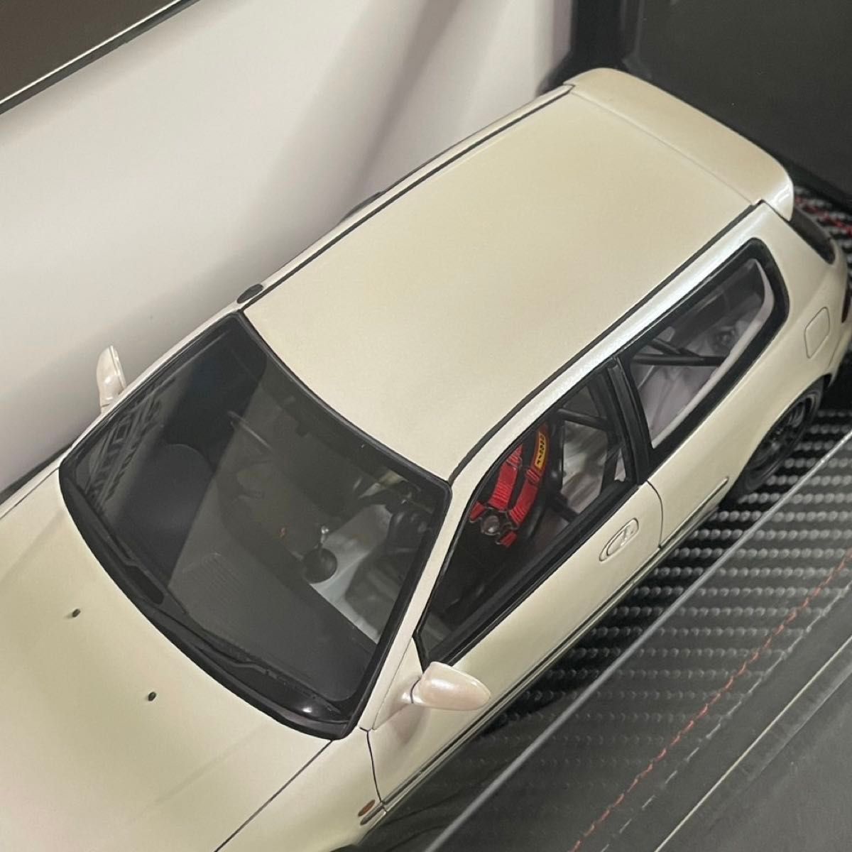 70台限定 1/18 イグニッションモデル ホンダ シビック (EG6) SiR 70台限定 1/18 イグニッションモデル ホンダ シビック (EG6) SiR