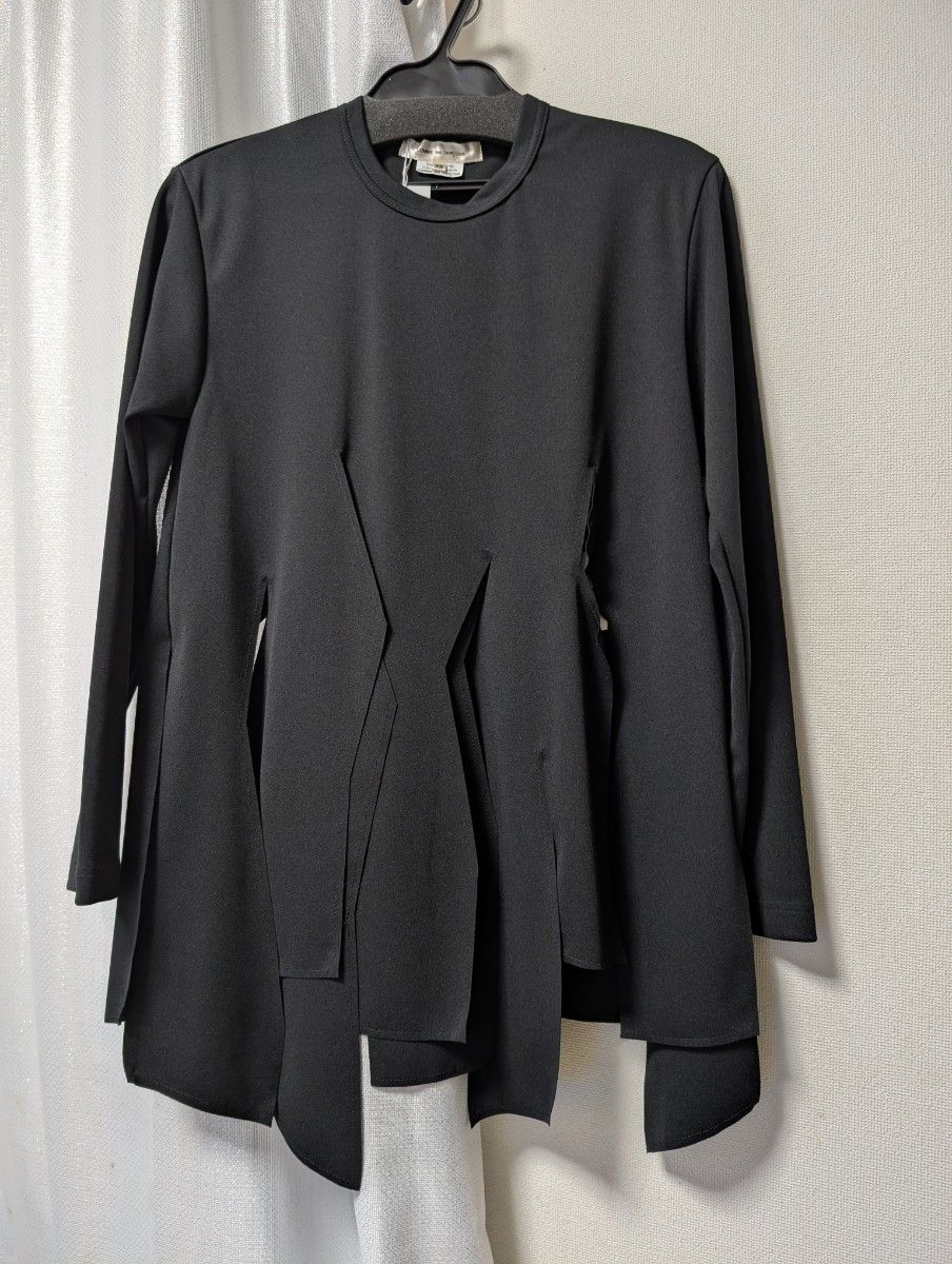 新品・未使用 COMME des GARCONS 本ライン コムデギャルソン 新品・未使用 COMME des GARCONS 本ライン コムデギャルソン