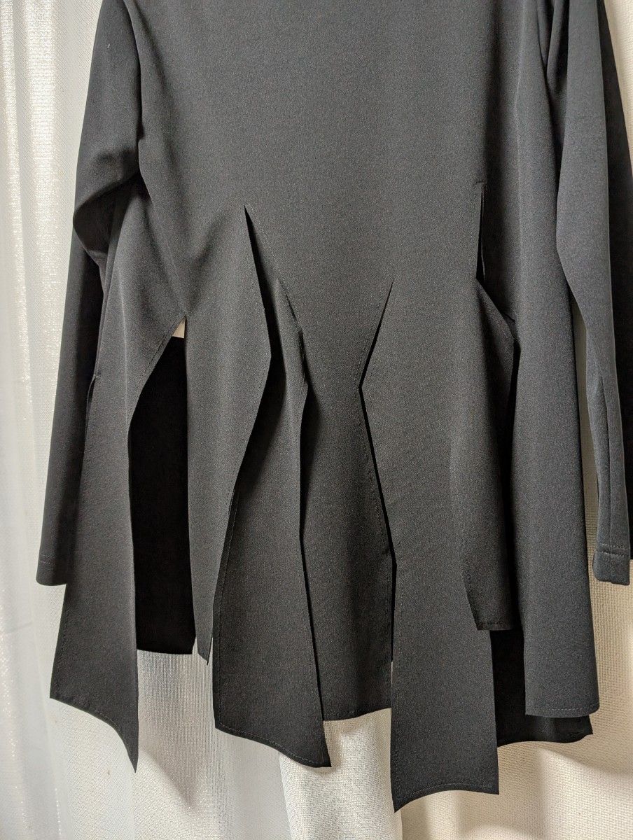 新品・未使用 COMME des GARCONS 本ライン コムデギャルソン 新品・未使用 COMME des GARCONS 本ライン コムデギャルソン
