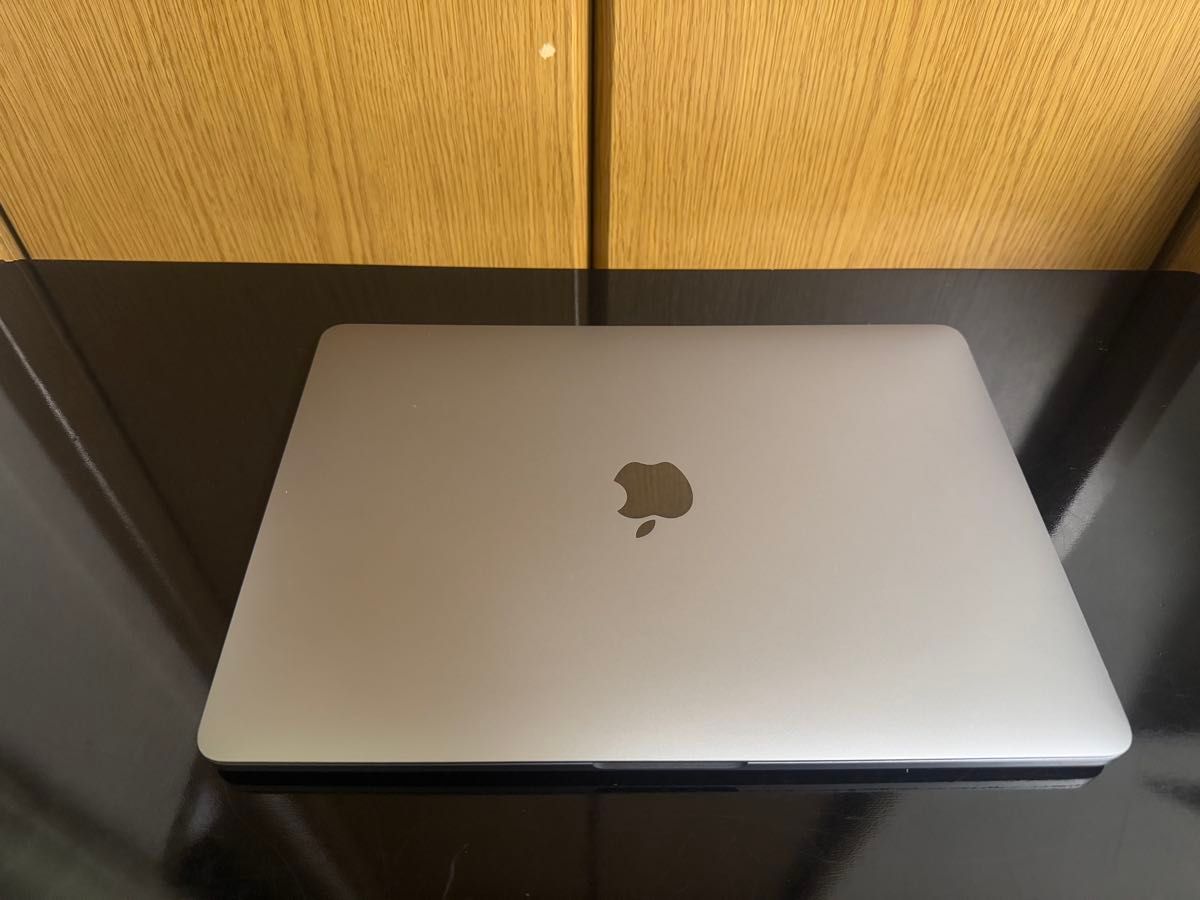 MacBook Pro 13インチ M1 メモリ16GB/SSD512GB MacBook Pro 13インチ M1 メモリ16GB/SSD512GB