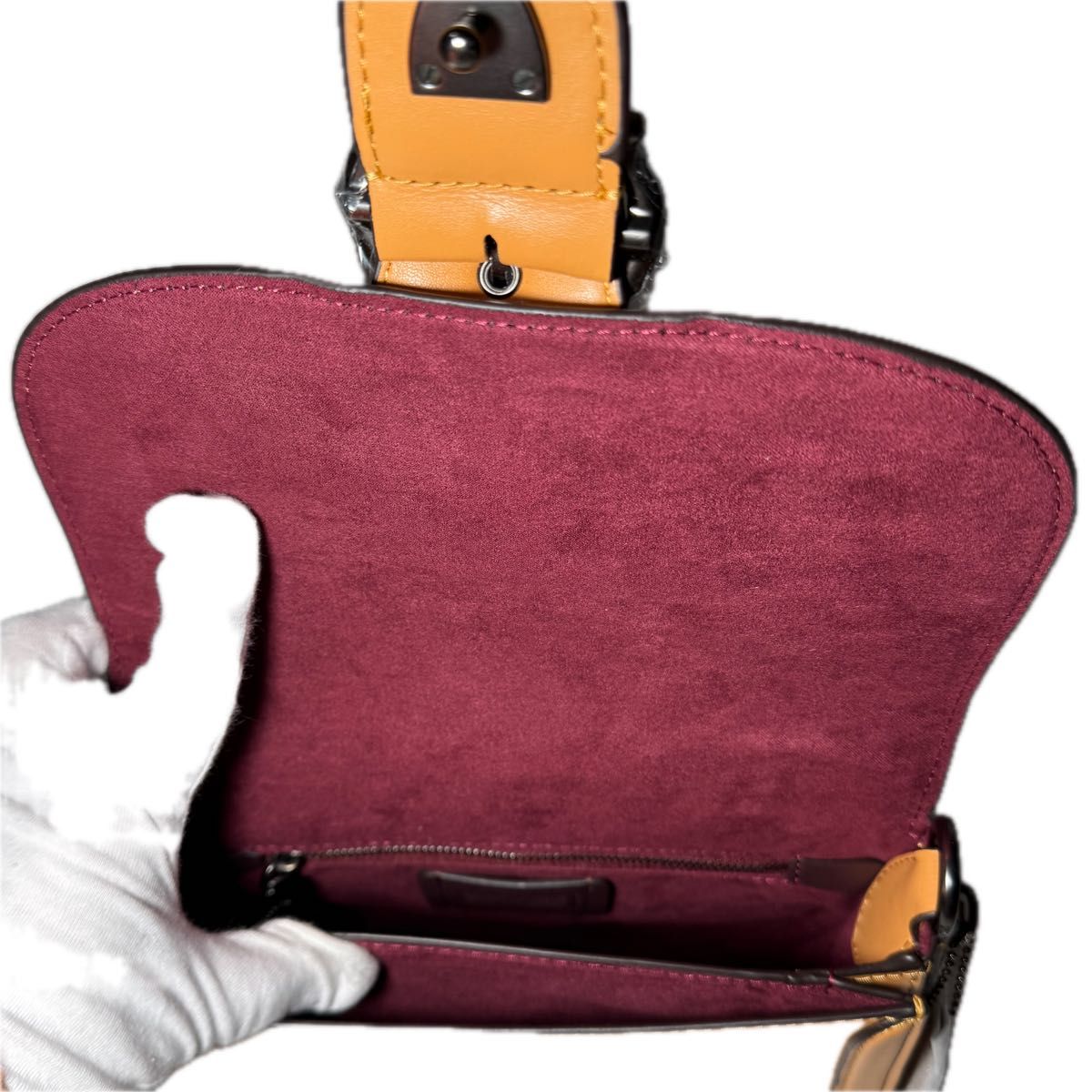COACH(コーチ) ショルダーバッグ キャメル レザーショルダー COACH(コーチ) ショルダーバッグ キャメル レザーショルダー