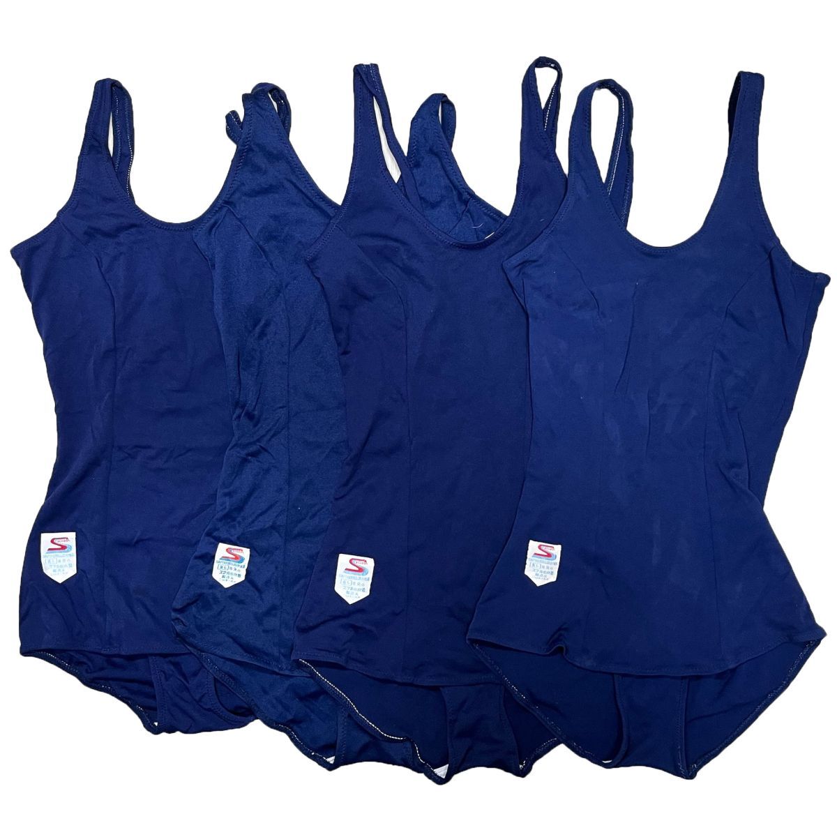 47【整理品リサイクル】日本ニット4枚セット女子競泳水着(150 47【整理品リサイクル】日本ニット4枚セット女子競泳水着(150