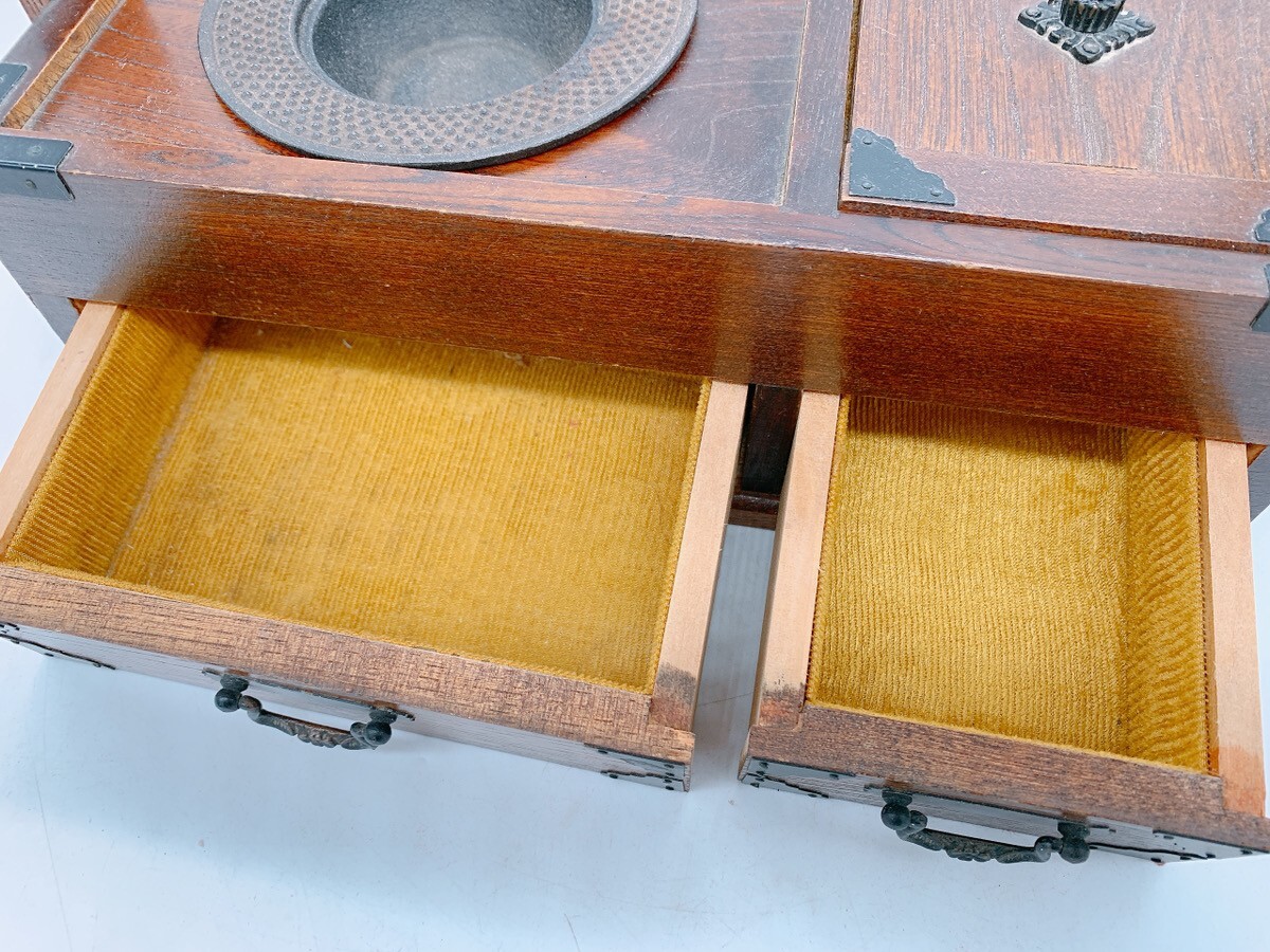 中古 煙草盆 昭和レトロ 和風 たばこ盆 木製 灰皿 煙管 中古 煙草盆 昭和レトロ 和風 たばこ盆 木製 灰皿 煙管