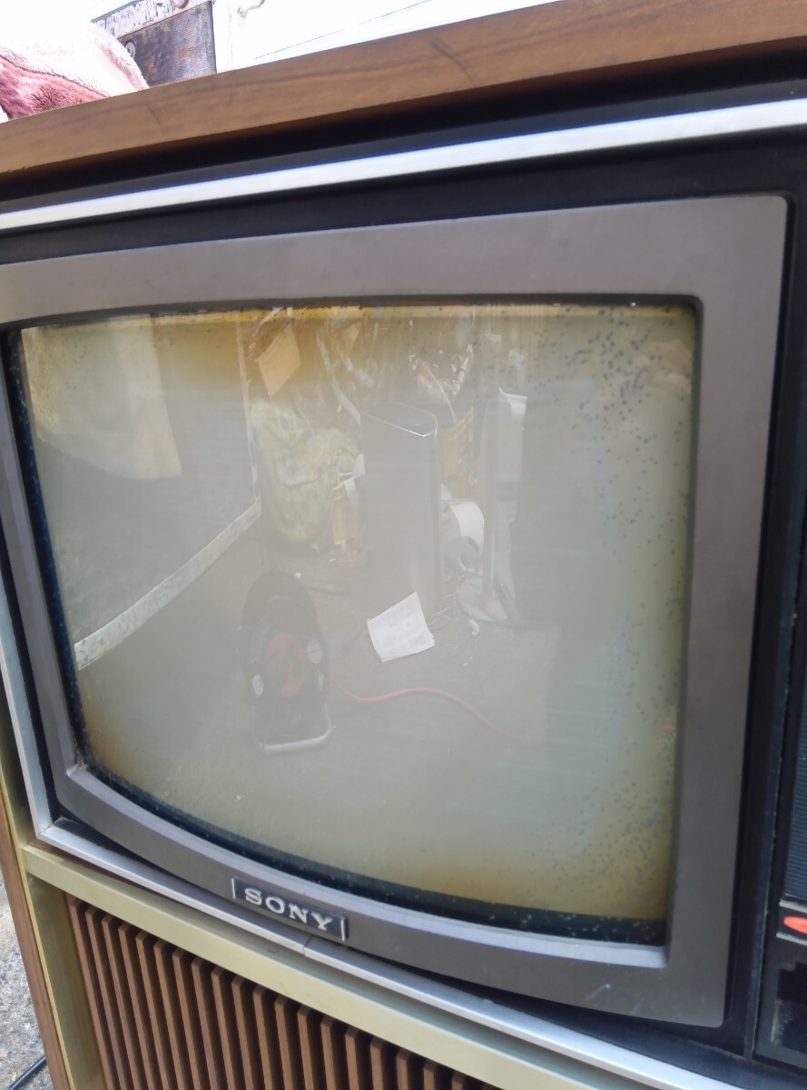 昭和レトロ SONY トリニトロン カラーテレビ KV-1821 ジャンク 昭和レトロ SONY トリニトロン カラーテレビ KV-1821 ジャンク