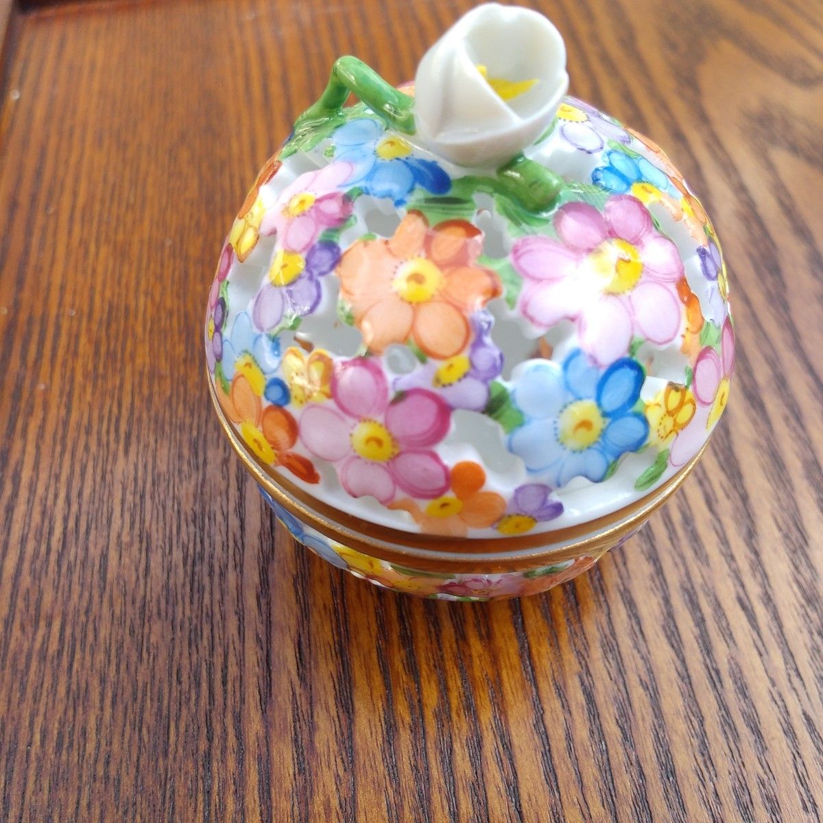 ヘレンド 小物入れ HEREND 透かしボンボン入れ ボンボニエール ヘレンド 小物入れ HEREND 透かしボンボン入れ ボンボニエール