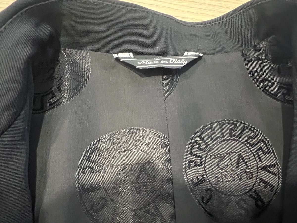 VERSACE CLASSIC V2 ジップアップ テーラードジャケット|Yahoo VERSACE CLASSIC V2 ジップアップ テーラードジャケット|Yahoo