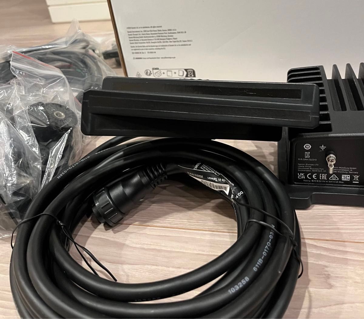 GARMIN ガーミン LVS34 ライブスコープ GLS10 ブラックボックス GARMIN ガーミン LVS34 ライブスコープ GLS10 ブラックボックス