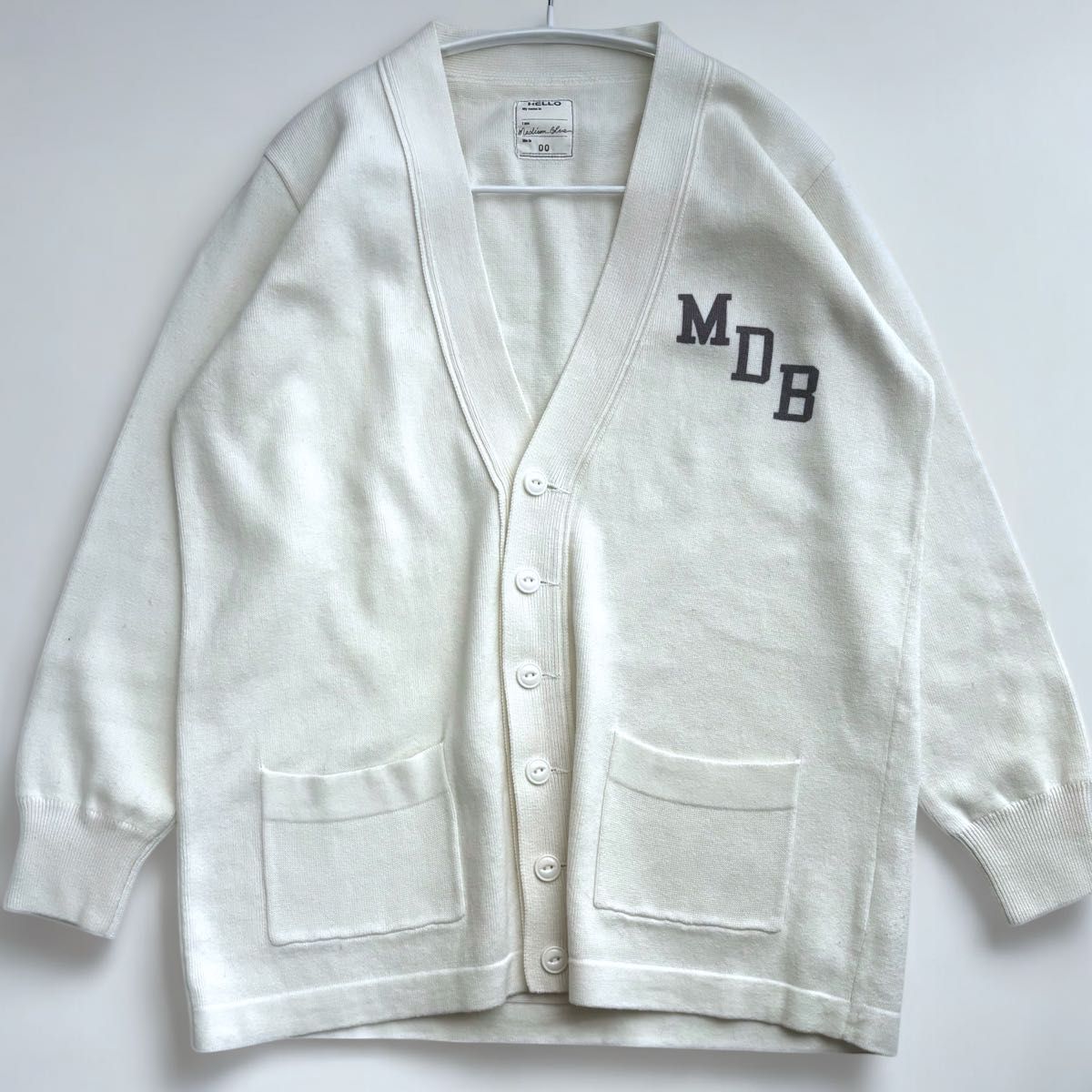 新品同様】マディソンブルーBIG COTTON カーディガン ロゴ 白 新品同様】マディソンブルーBIG COTTON カーディガン ロゴ 白