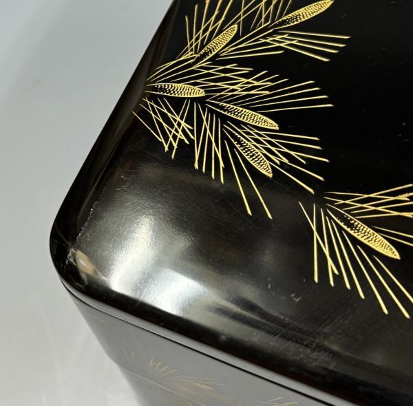 輪島塗 沈金内朱 松葉文 七寸四段重箱」 黒塗 漆芸 漆器 重箱 元 輪島塗 沈金内朱 松葉文 七寸四段重箱」 黒塗 漆芸 漆器 重箱 元