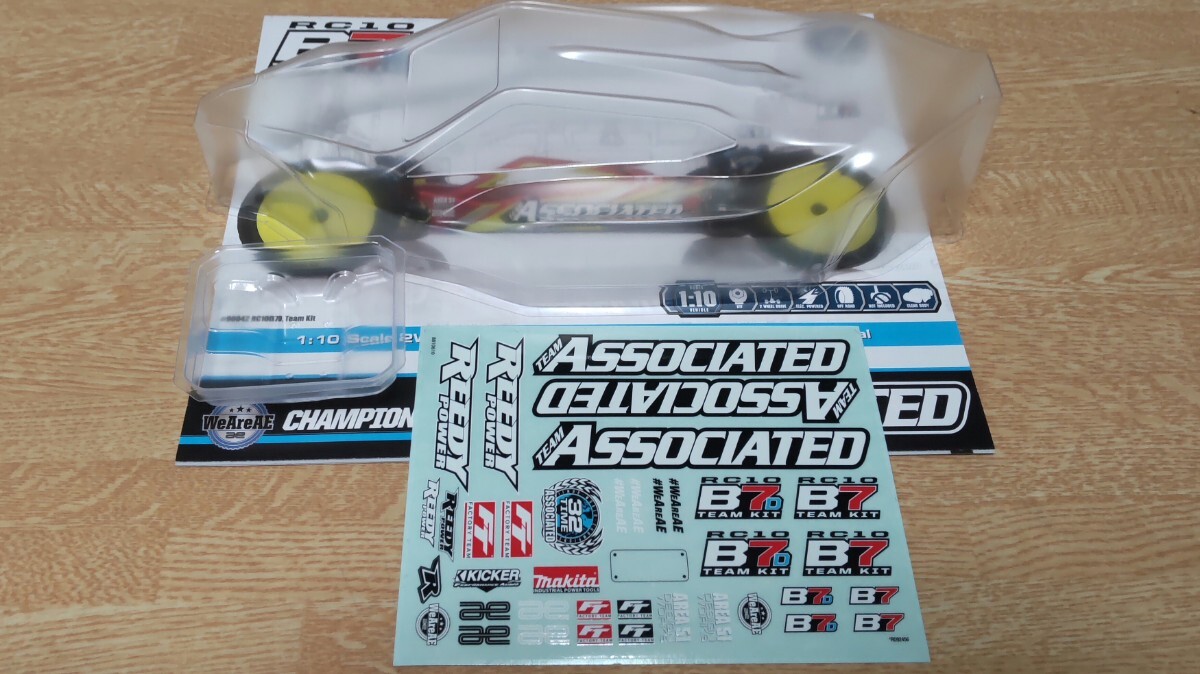 アソシエイテッドRC10B7D 未塗装ボディ付き(完成品(電動 アソシエイテッドRC10B7D 未塗装ボディ付き(完成品(電動