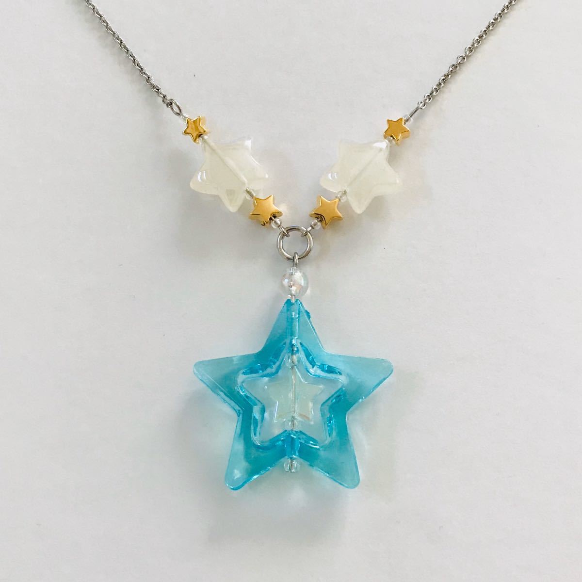 Paypayフリマ ライトブルースター 大きな星のハンドメイドキッズネックレス 子どもアクセサリー Paypayフリマ ライトブルースター 大きな星のハンドメイドキッズネックレス 子どもアクセサリー