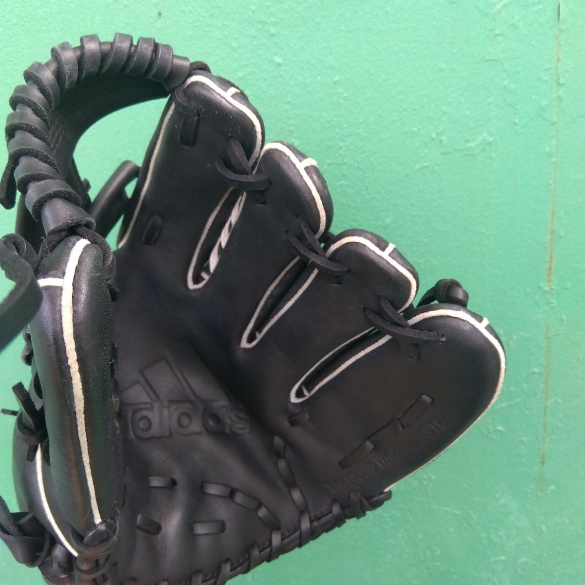 美品】野球 グローブ 軟式 一般 アディダス adidas内野手用 美品】野球 グローブ 軟式 一般 アディダス adidas内野手用