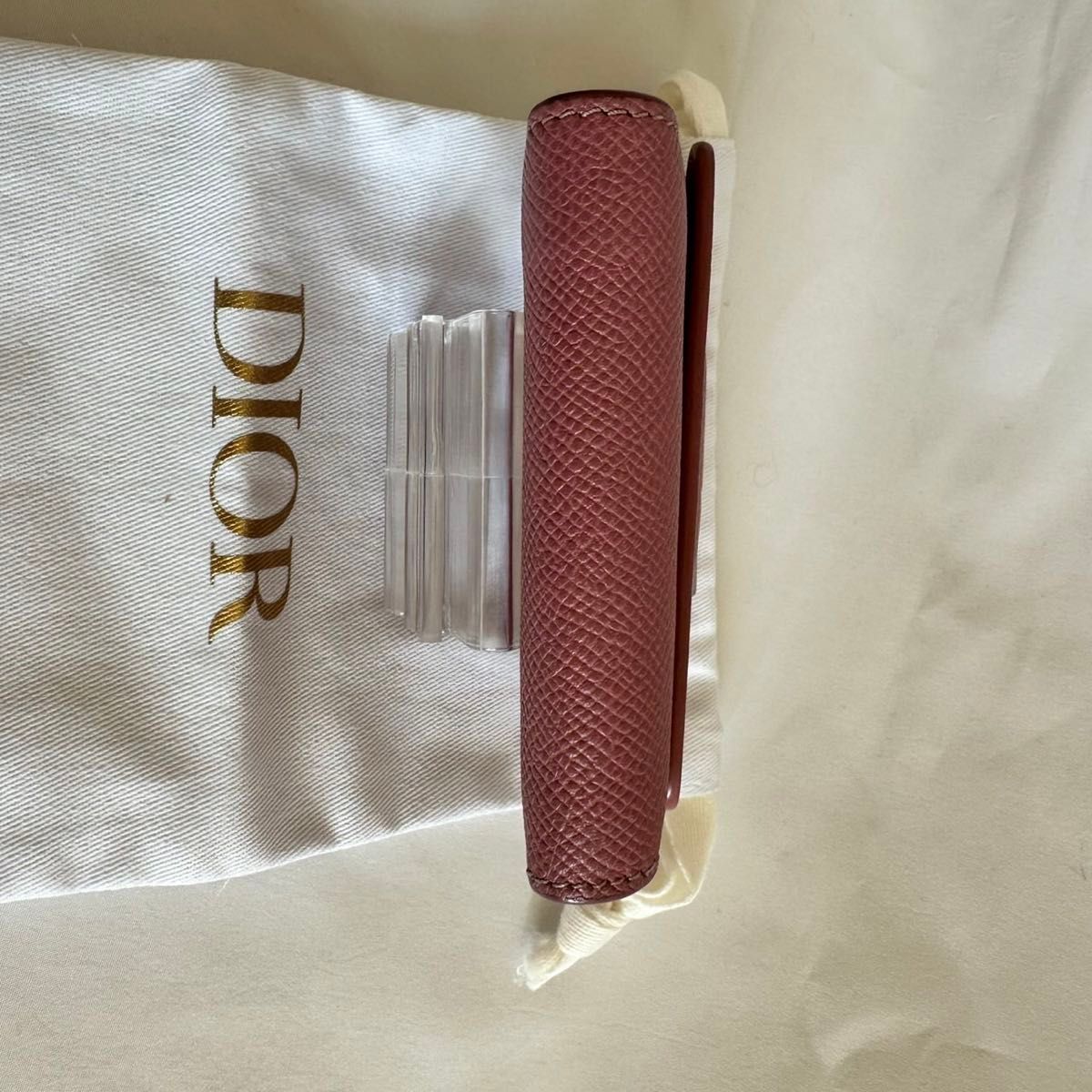 人気】Dior ピンク レザー 三つ折り財布 コンパクト ウォレット 人気】Dior ピンク レザー 三つ折り財布 コンパクト ウォレット